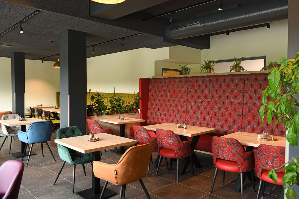 Mosel Village Resort - Restaurant Wine & Dine - Innenansicht - modernes Ambiente